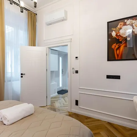Luxurious & High-end Living Steps From Historic Landmarks Budapest